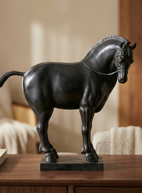 现代简约黑色金属马摆件