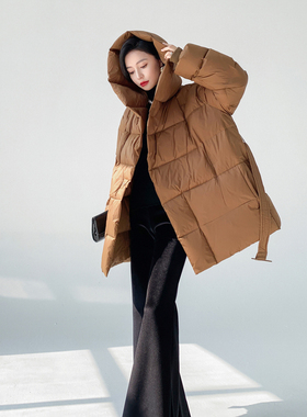 AKSAYA2025新款高级感时尚气质宽松黄色连帽羽绒服保暖外套女冬季