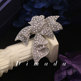D.M.D 饰防走光 迪曼达奢华蝴蝶结胸针高档女胸花别针水晶毛衣装