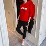 红色