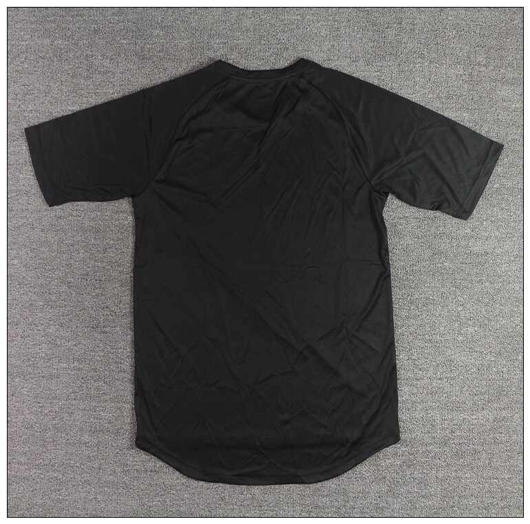 채널 분데스리가 자이언츠 레오파드 PU 말 남자 선수 버전 축구 훈련 게임 탑 TPU22020