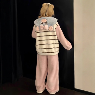 料理鼠王睡衣女款2025新款秋冬季珊瑚绒加厚加绒可爱法兰绒家居服