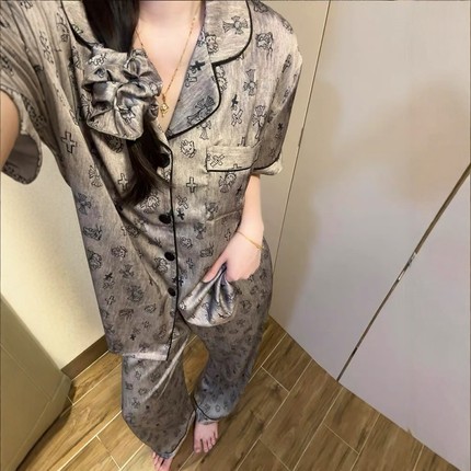 冰丝睡衣女款夏季卡通可爱HelloKitty短袖长裤三件套装薄款家居服