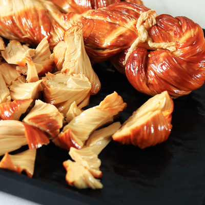 五香熏卤油豆皮干豆腐卷