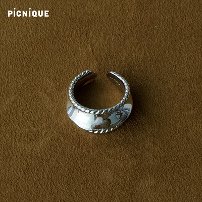 Picnique经典折叠纽结雕塑感戒指