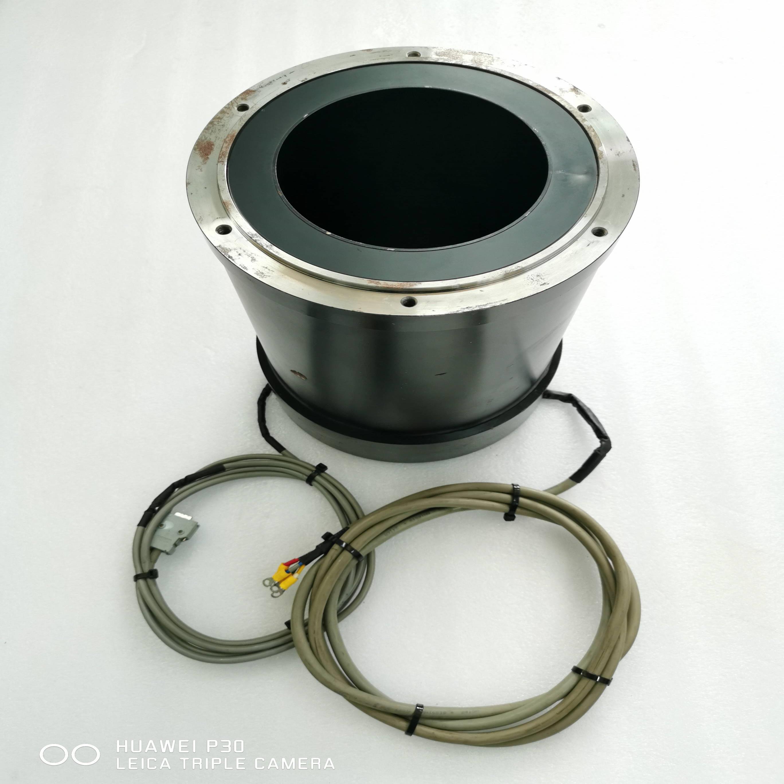 配件YOKOGAWA横河DD伺服电机DR1A-400G-2D4A4G2-031-0379CE议价