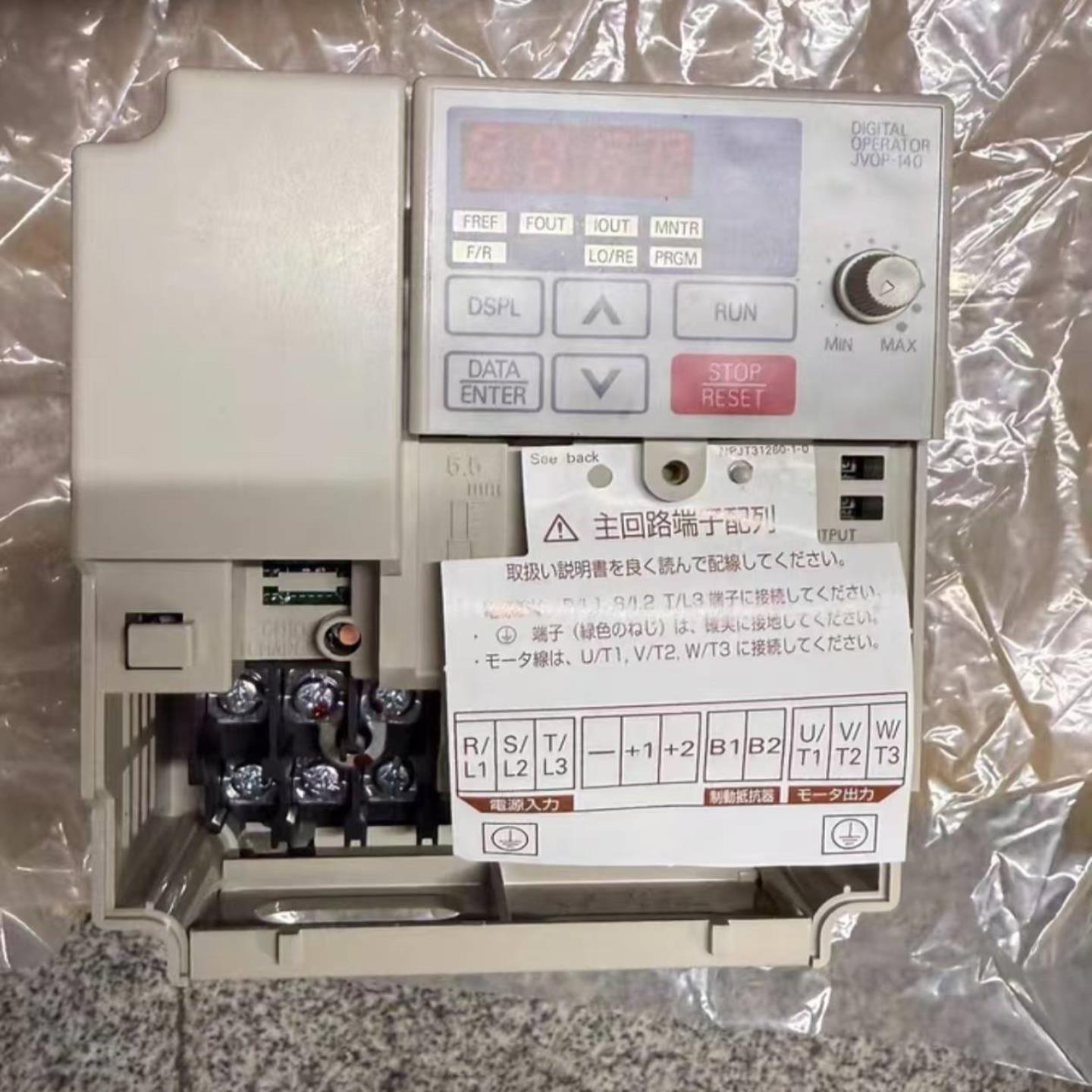 配件CIMR-V7CC45P5 CIMR-V7CC47P5 安川变频器现货包邮议价