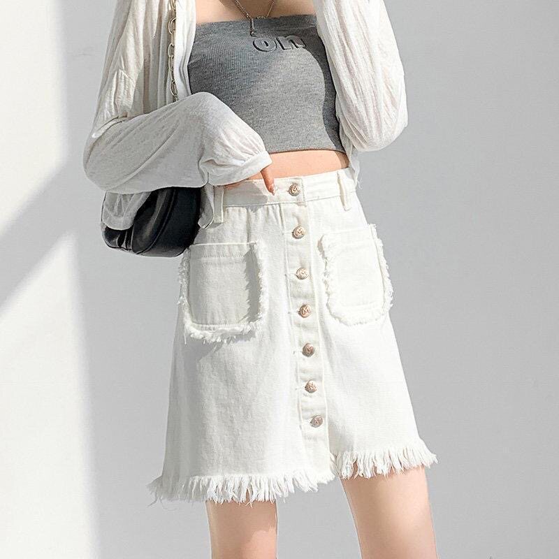 牛仔半身裙女春夏季2026年新款毛边白色高腰a字排扣包臀短裙子潮
