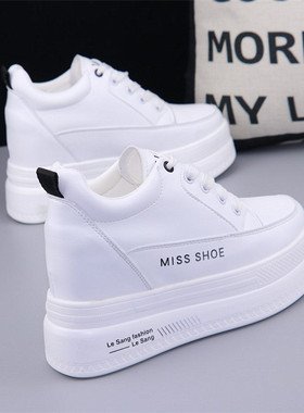 小白鞋女2020秋季爆款百搭内增高10cm显瘦洋气松糕鞋休闲运动鞋潮