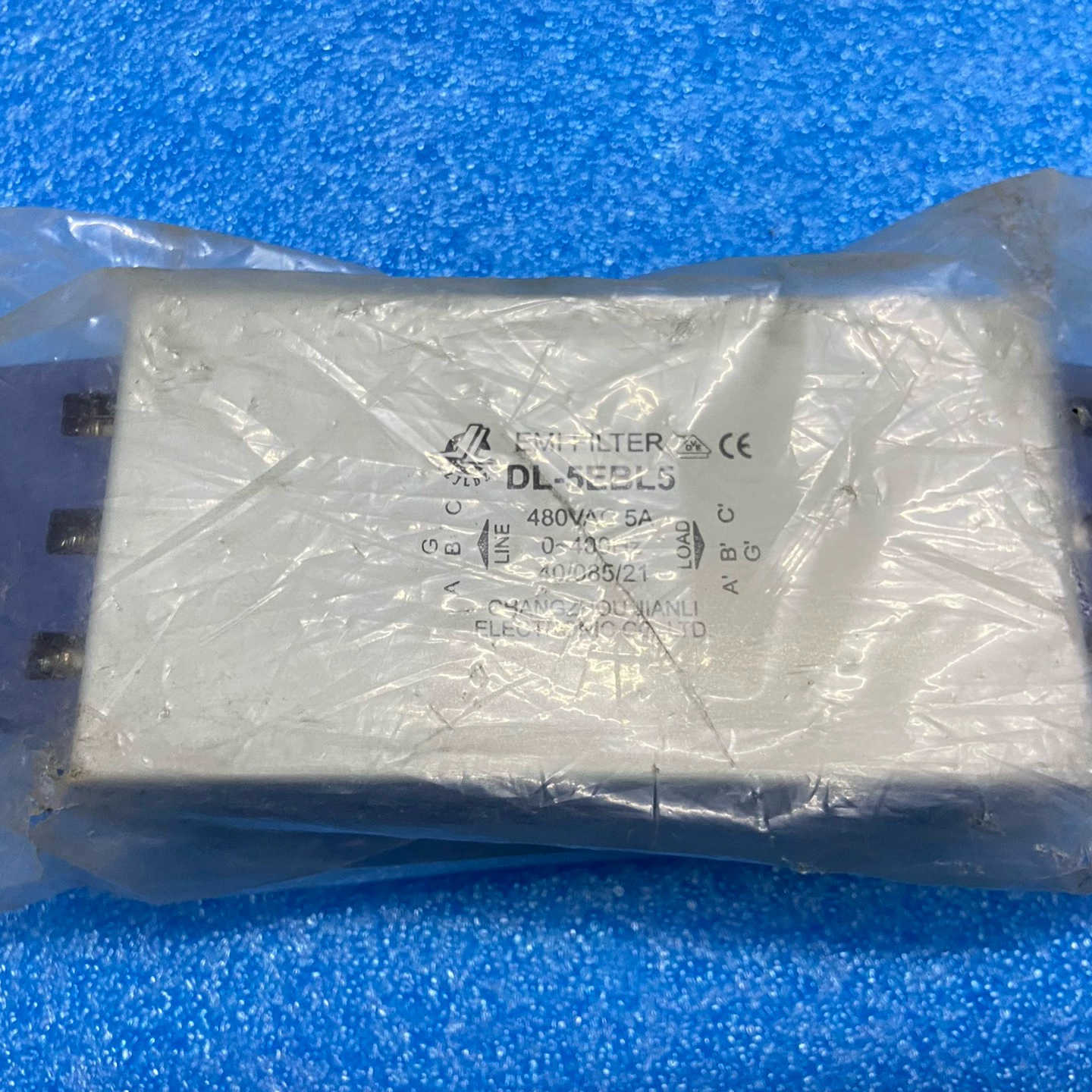 坚力DL-5EBL5 坚力 电源滤波器  全新未拆封 包装有