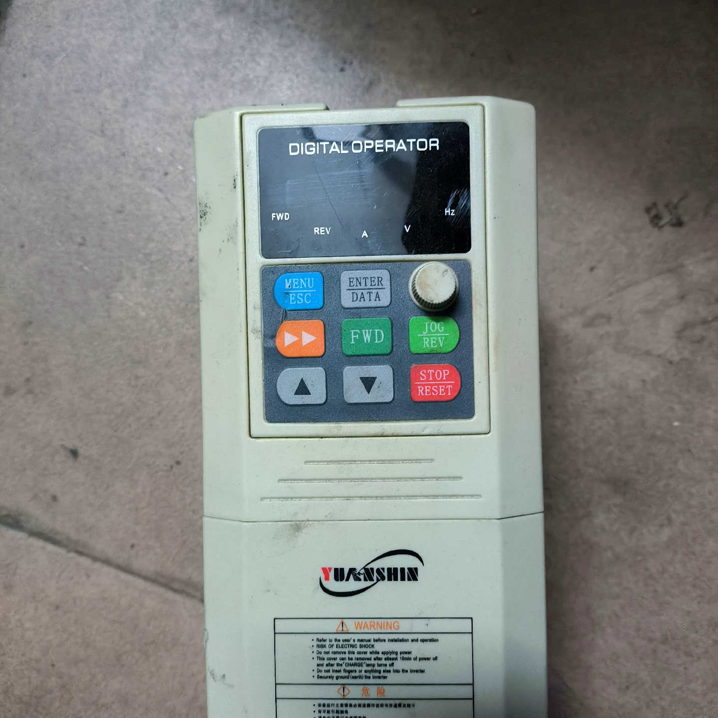 源信变频器Y3000-4T0007G/4T0015P,0.7