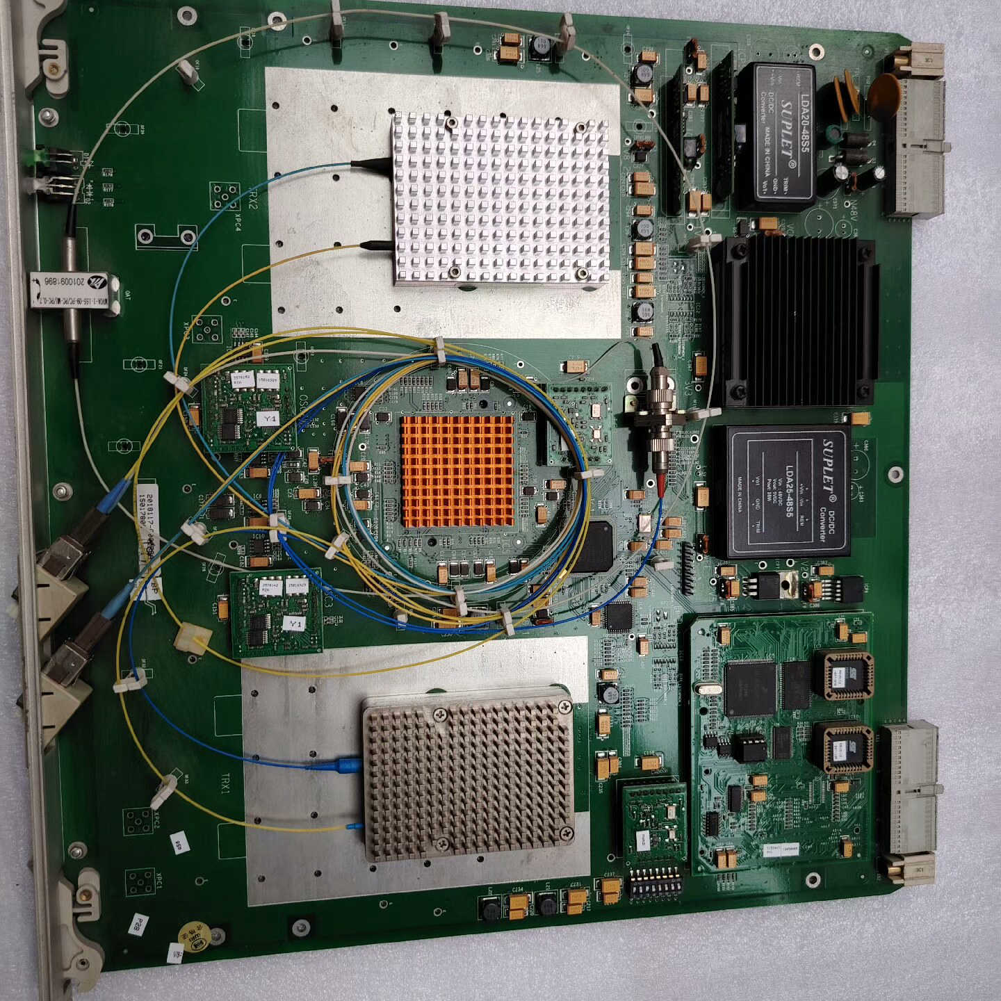 烽火W1600 OTU2S 10G双向超强FEC光转发盘，成