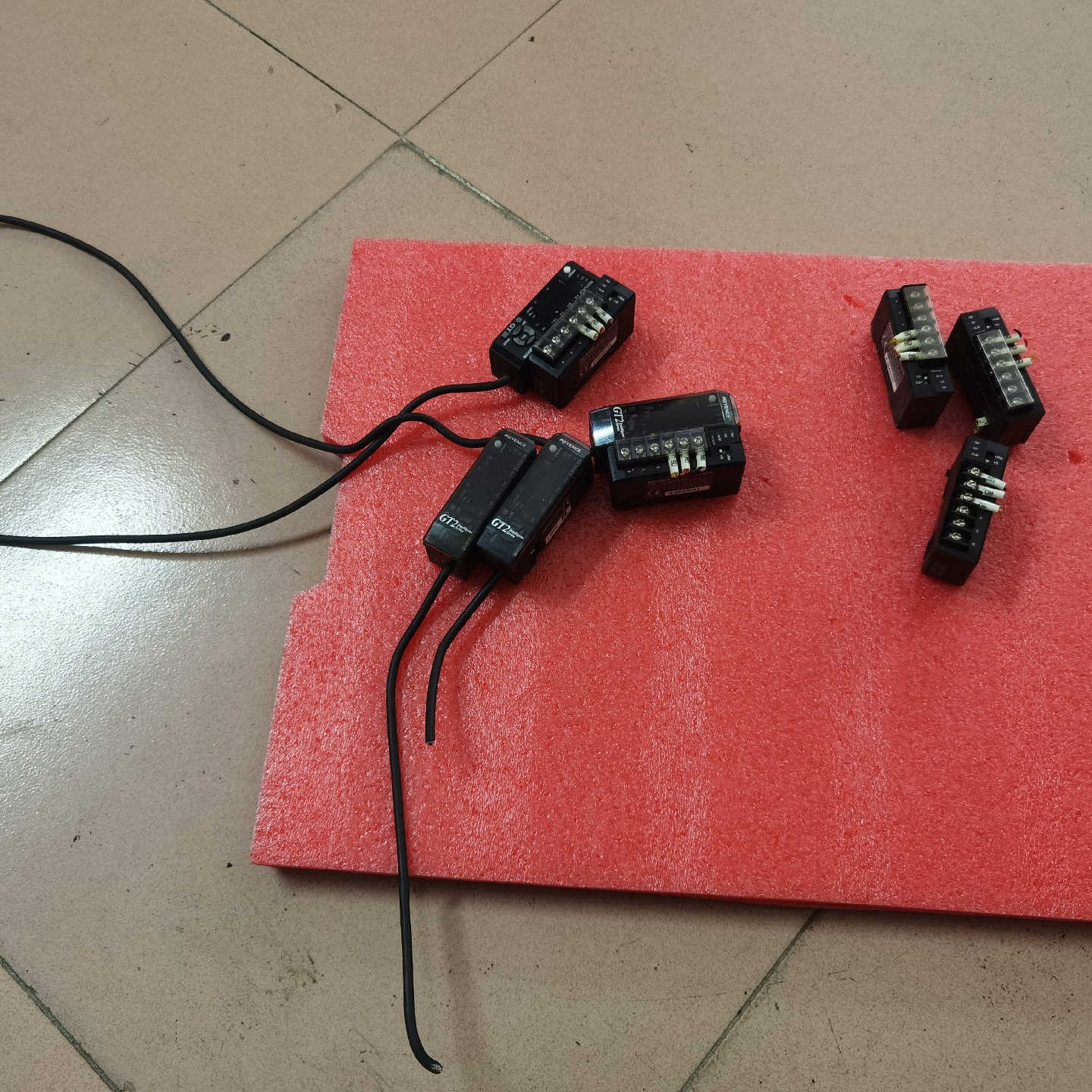 基恩士 DL-RS1A，GT2-71N  刚刚拆机，成色如图