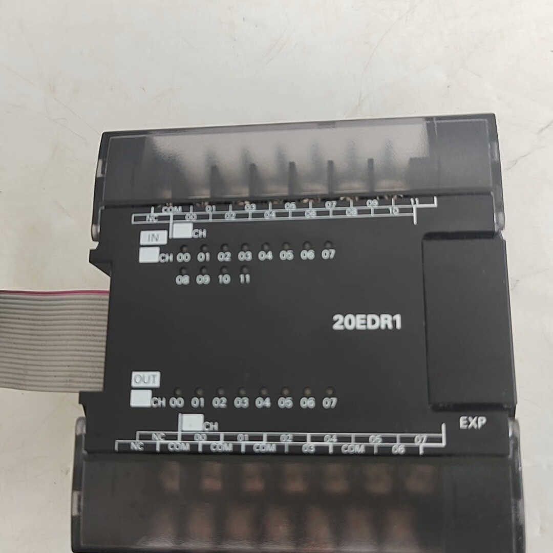 CP1W-20EDR1  实物图  二手拆机成色很