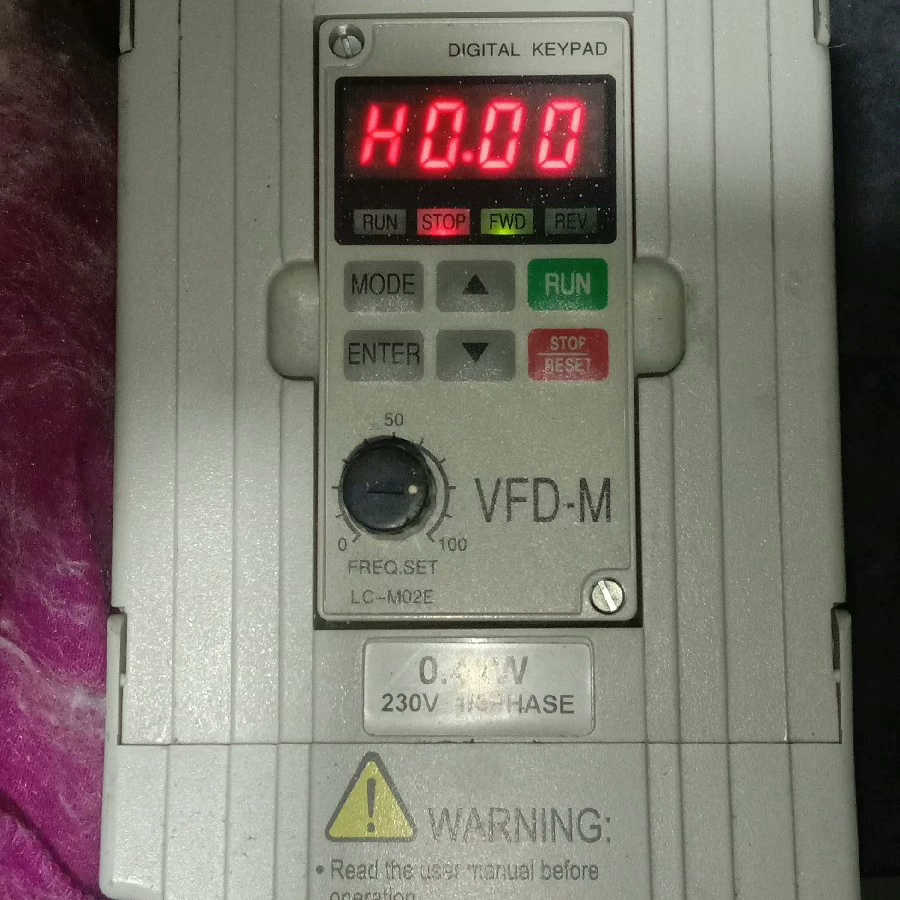台达变频器VFD-M系列VFD007M21A单相220V调速
