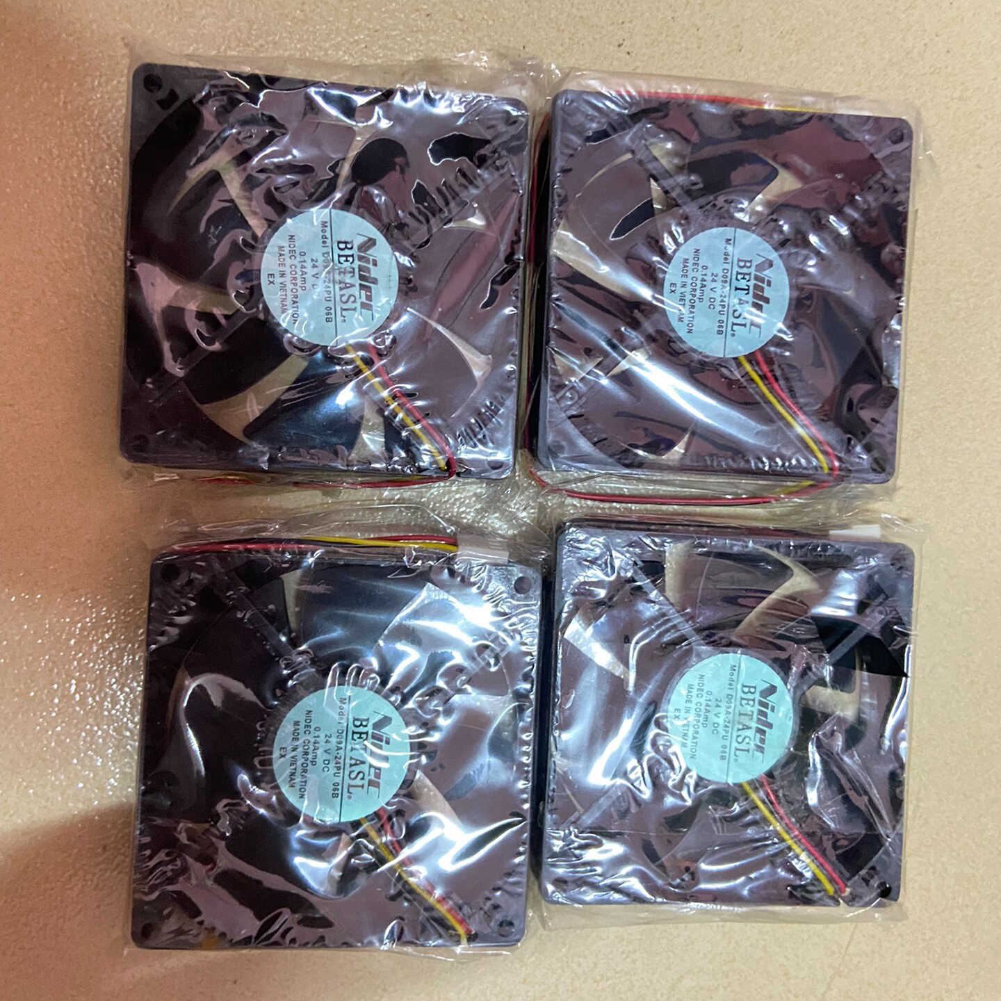 全新Nidec BETASL D09A-24PU 24V 0