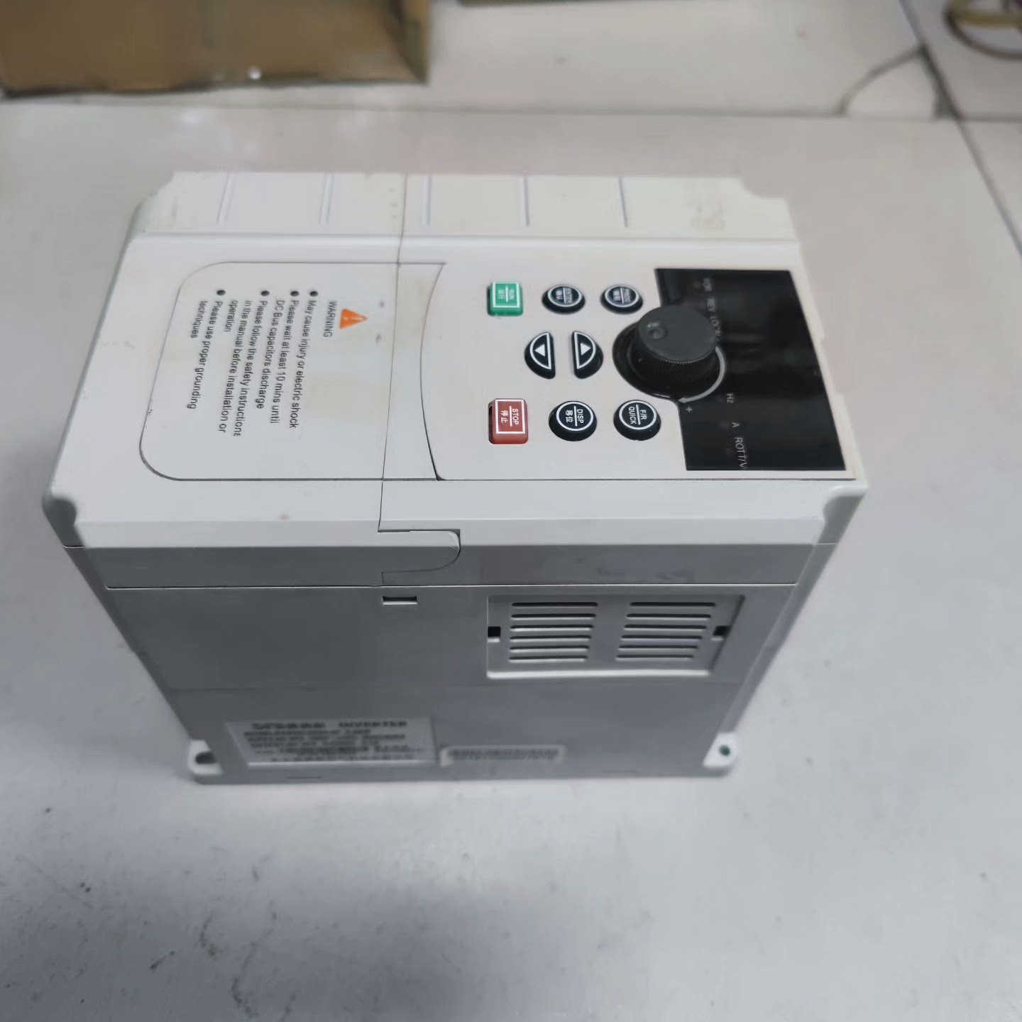 德佛斯变频器FS2000-2D2G-4T，2.2KW，380