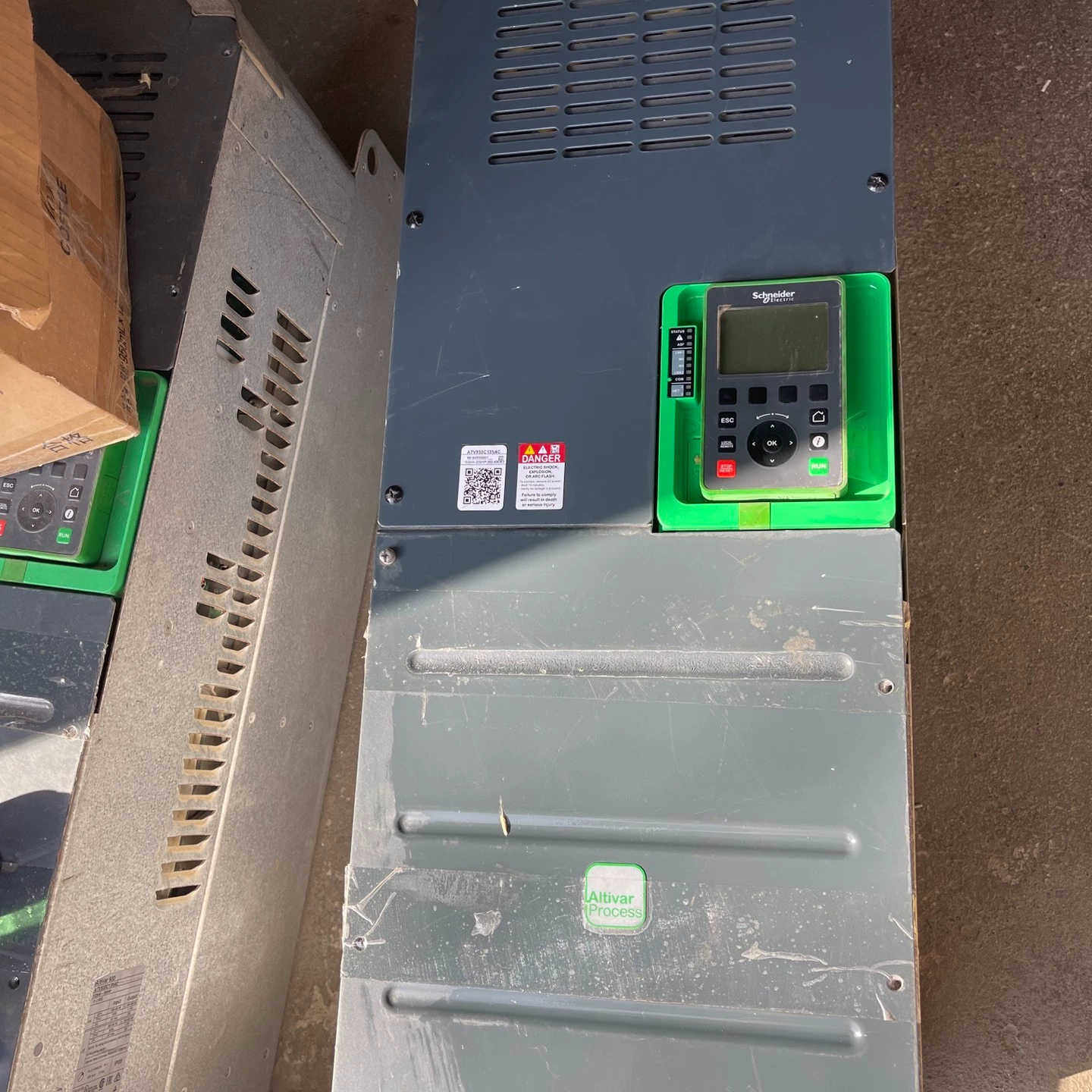 ATV930C13N4C  ATV930系列132KW