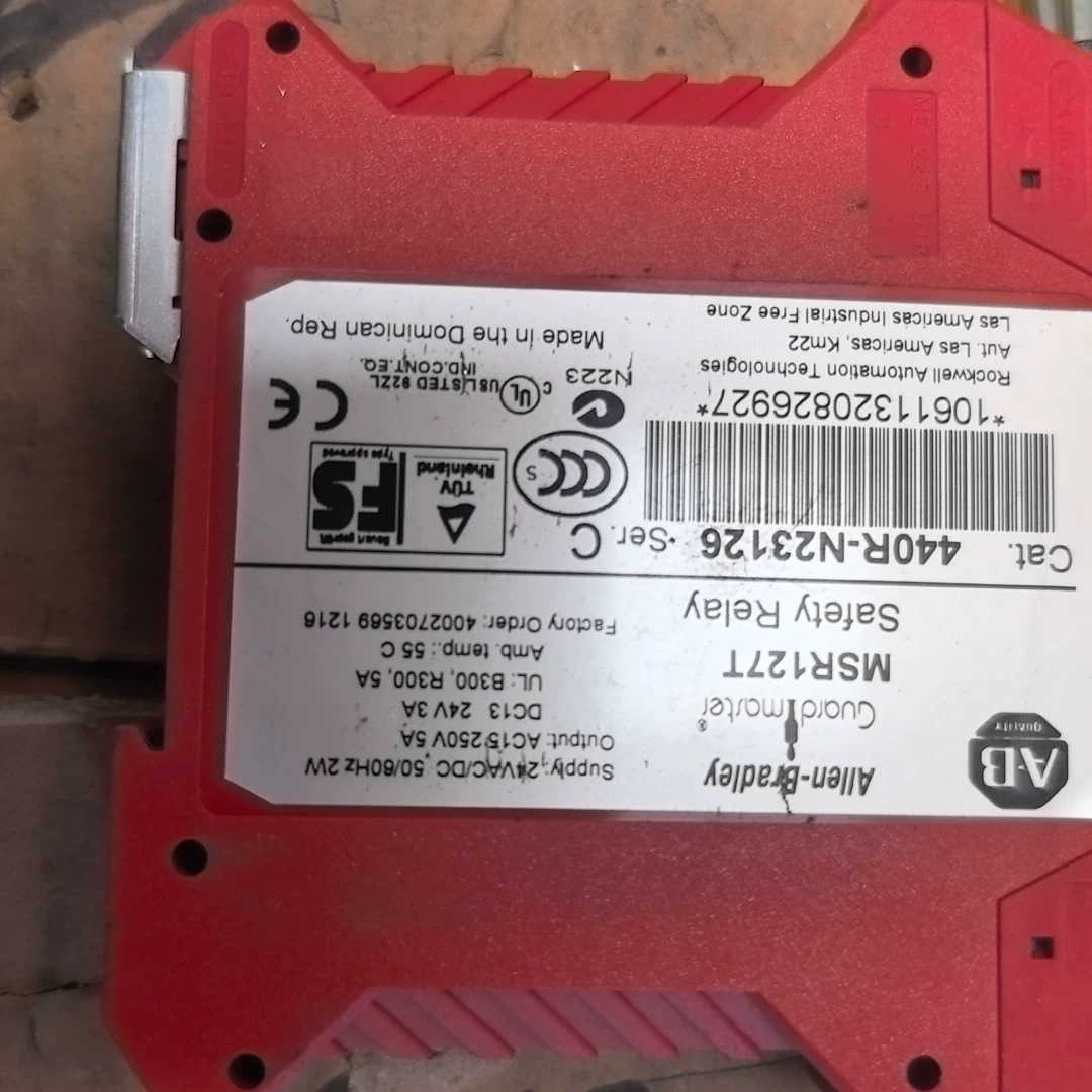 AB罗克韦尔安全继电器MSR127T，型号440R-N231
