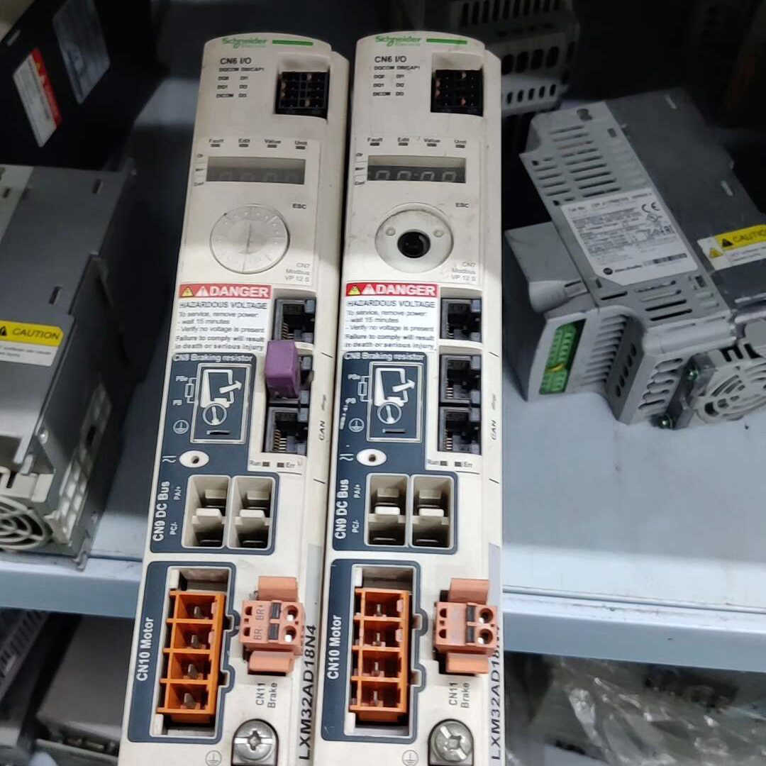 驱动器 LXM32AD18N4  1.8KW