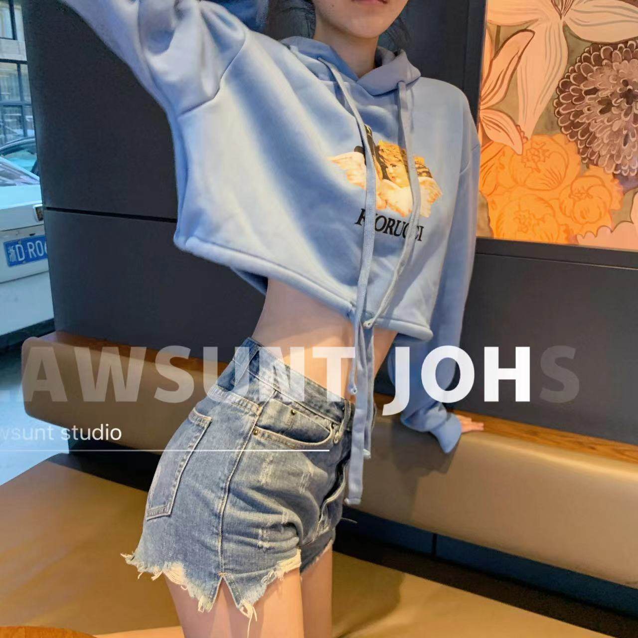 清仓特价！！春夏天蓝色短款女士卫衣长袖宽松上衣连帽套头印花