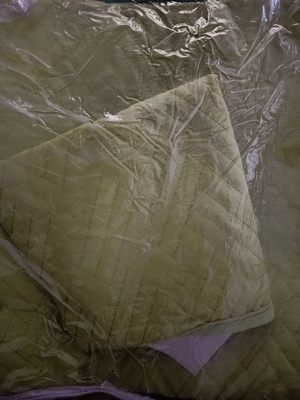 1.6*2.5 zarahome仿鳄鱼皮面料斜格纹浅绿色衍缝床盖被带靠垫套外