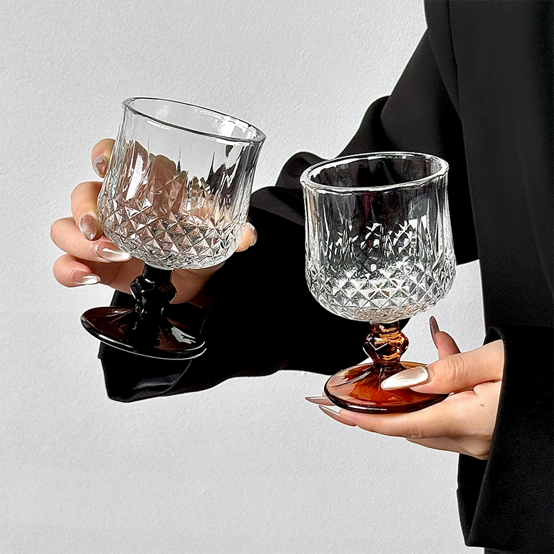小众氛围感中古酒杯玻璃高脚杯子