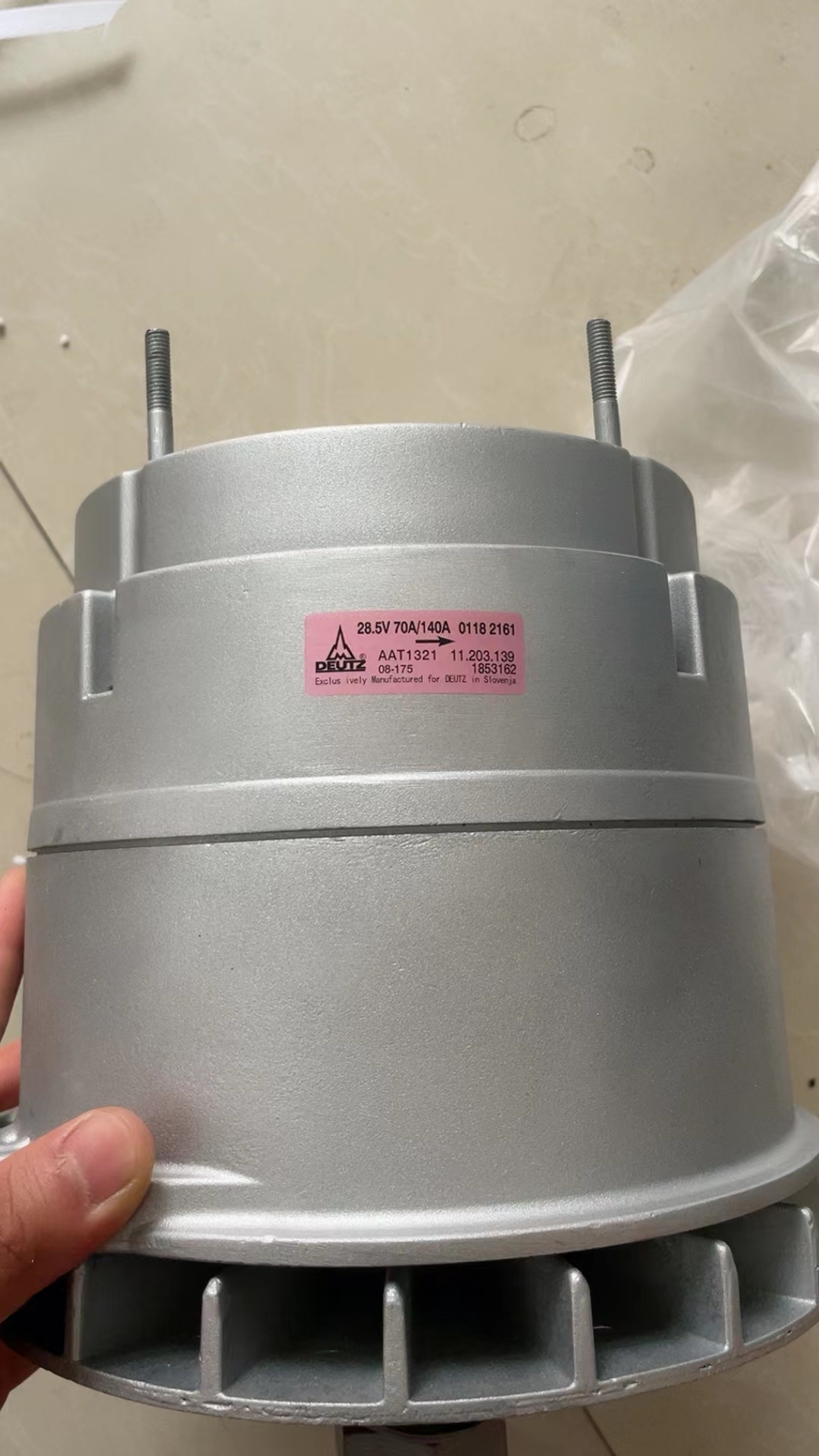 道依茨JFZ2914发电机0120689569发电机 28V140A发电机JFZ29118