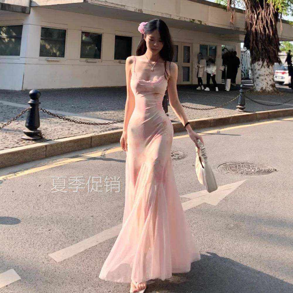 高级感渲染碎花连衣裙女夏季超仙粉色纱裙性感包臀收腰修身鱼尾裙