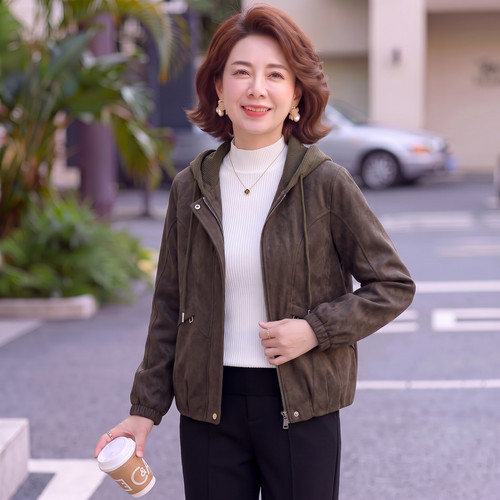 洋气妈妈秋装外套麂皮绒休闲上衣中老年女春秋时尚连帽显瘦夹克衫
