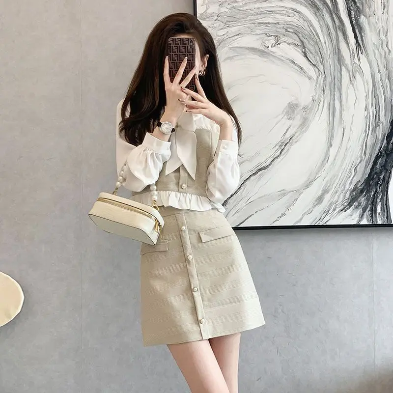 新款女裙套装2024年春季时尚洋气职业女裙套装设计感出众别致气质