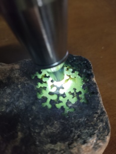 天然A货翡翠原石 木那老场口细糯种水开窗 浅油青绿底色 包邮保真