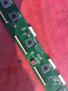 原装长虹 3D51C2280 缓冲板 JUQ7.820.00064527 VER4.0 CN51G4000