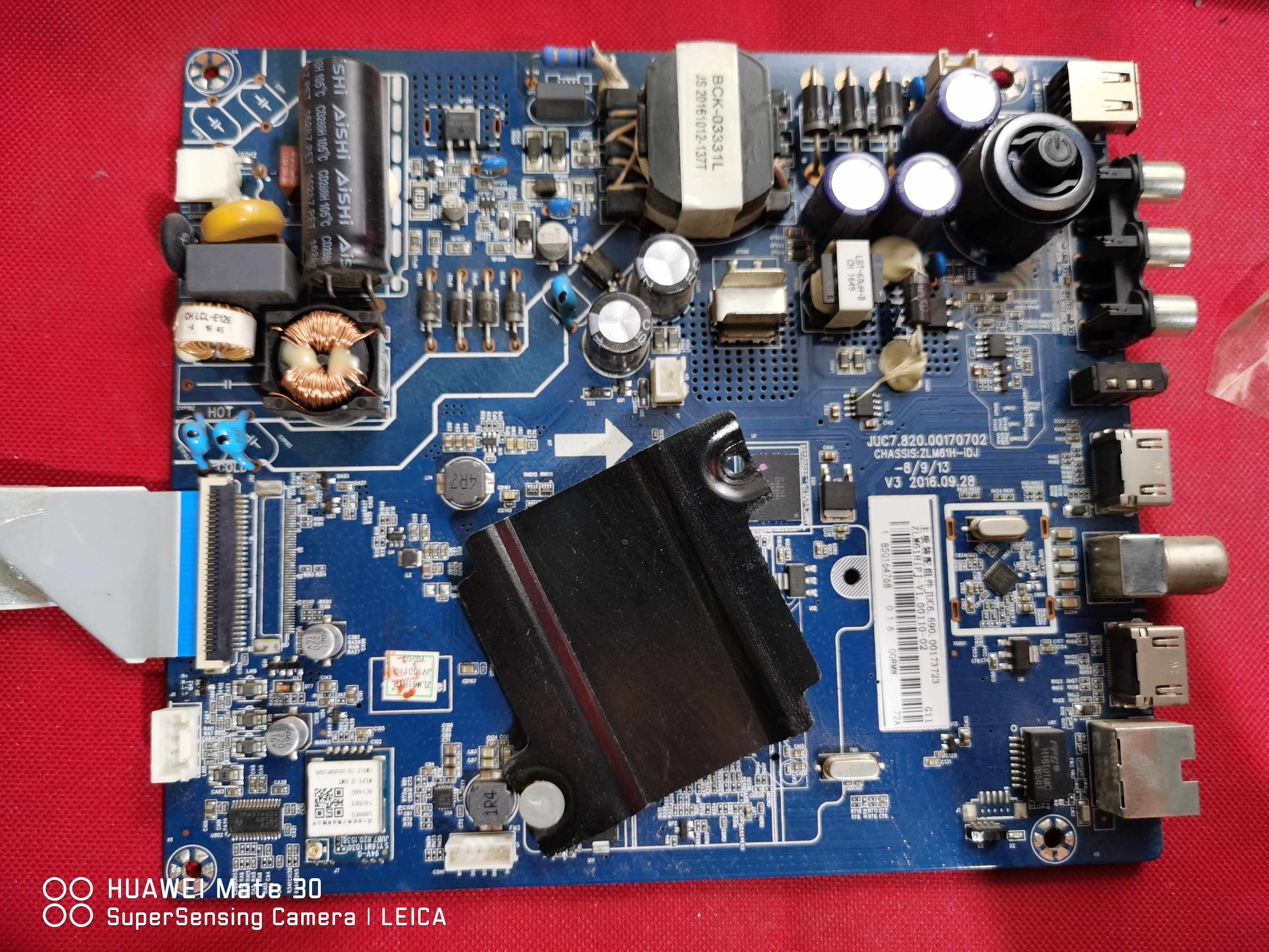 原装长虹32D3700I 32寸主板JUC7.820.00170702屏C320X16-E3-L(1)