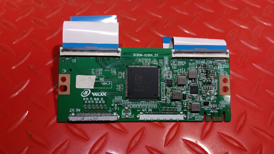 原装超能F55逻辑板DCBDM-X280A-02屏CV500U1-T01