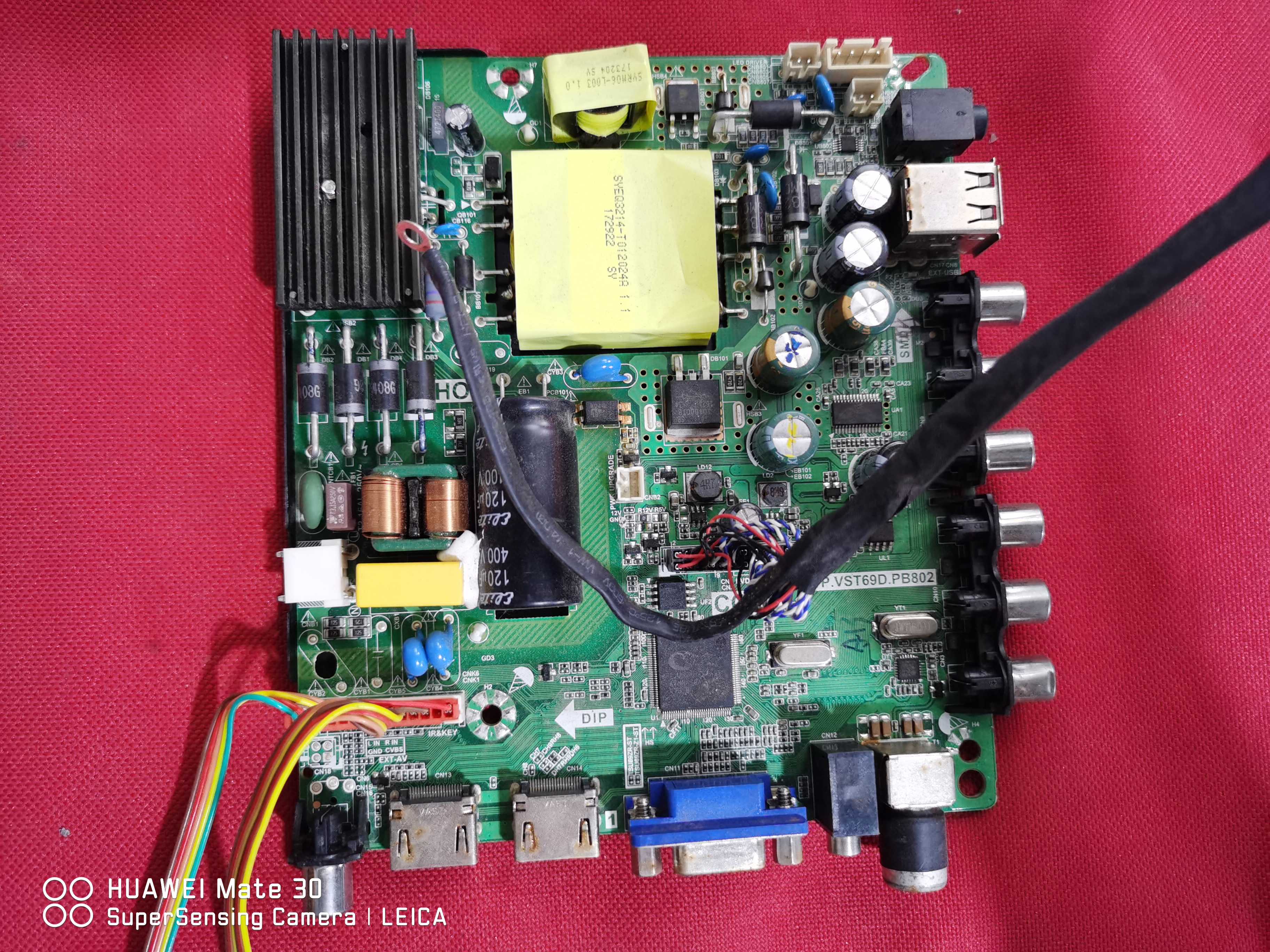 原装万佳CF-4240液晶电视主板TP. VST69D. PB802配屏T430HVN01.4