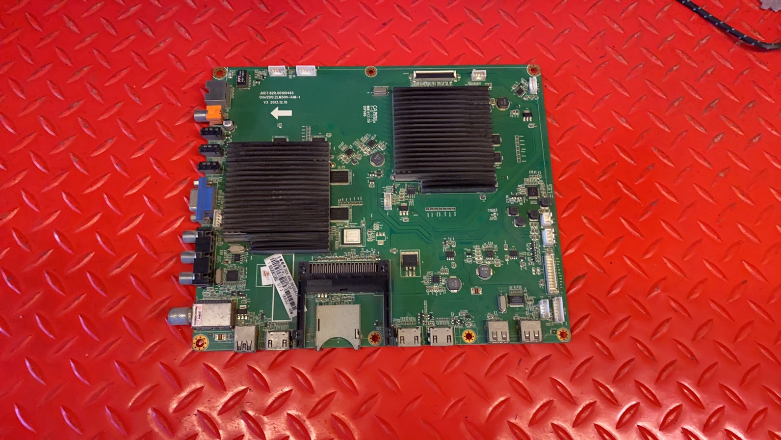 长虹55Q1R 主板 JUC7.820.00100493 屏LC550EQN 