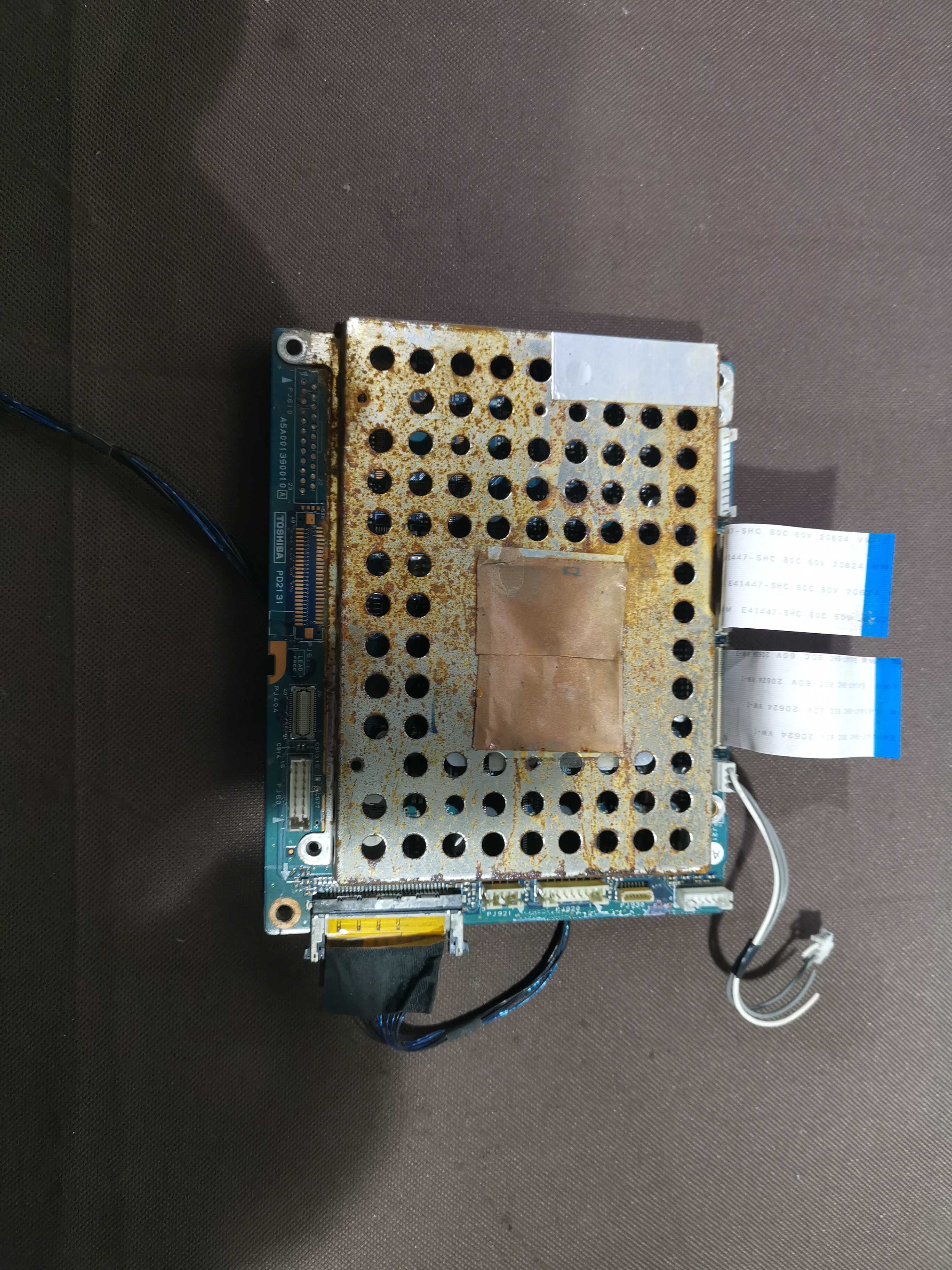 原装 东芝 32WL55C 主板 PD2131 A5A001390010 A 屏 LQ315T3LZ21