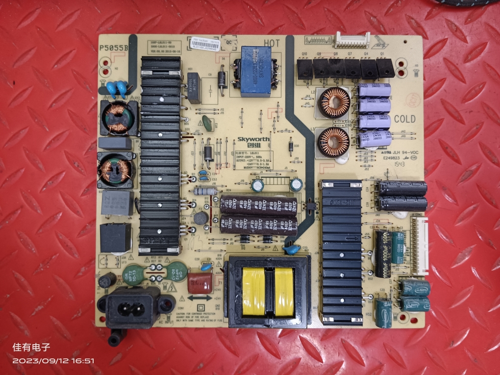 原装创维55E6200 G8V9电源板168P 5800-L6L011-0010