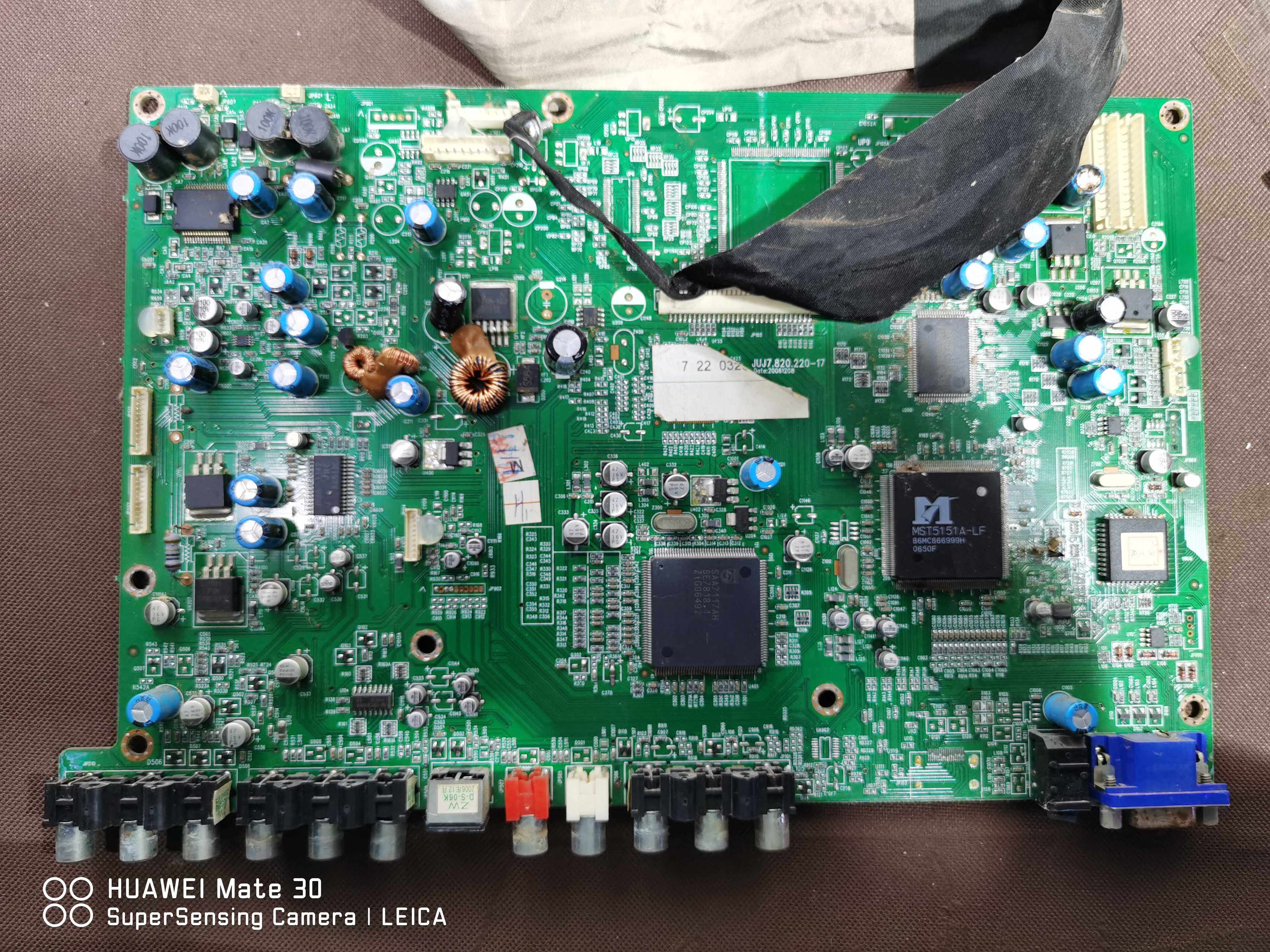 原装长虹LT3212 32寸液晶电视主板 JUJ7.820.220-17屏LC320W01