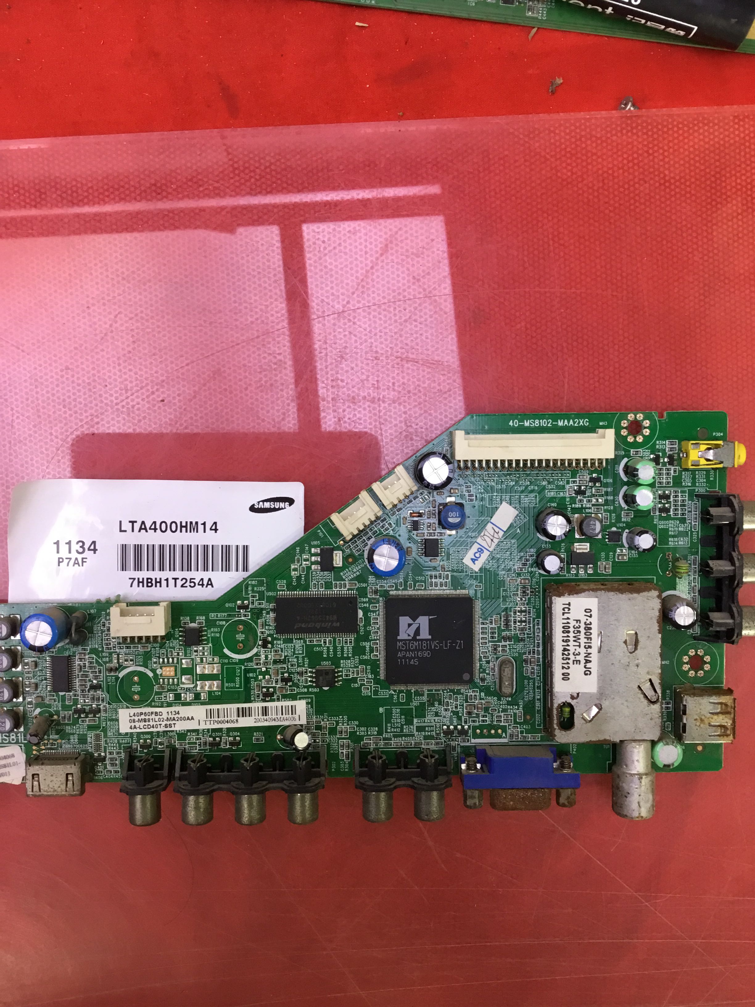 原装TCL L40P60FBD主板40-MS8102-MAA2XG配屏LTA400HM14