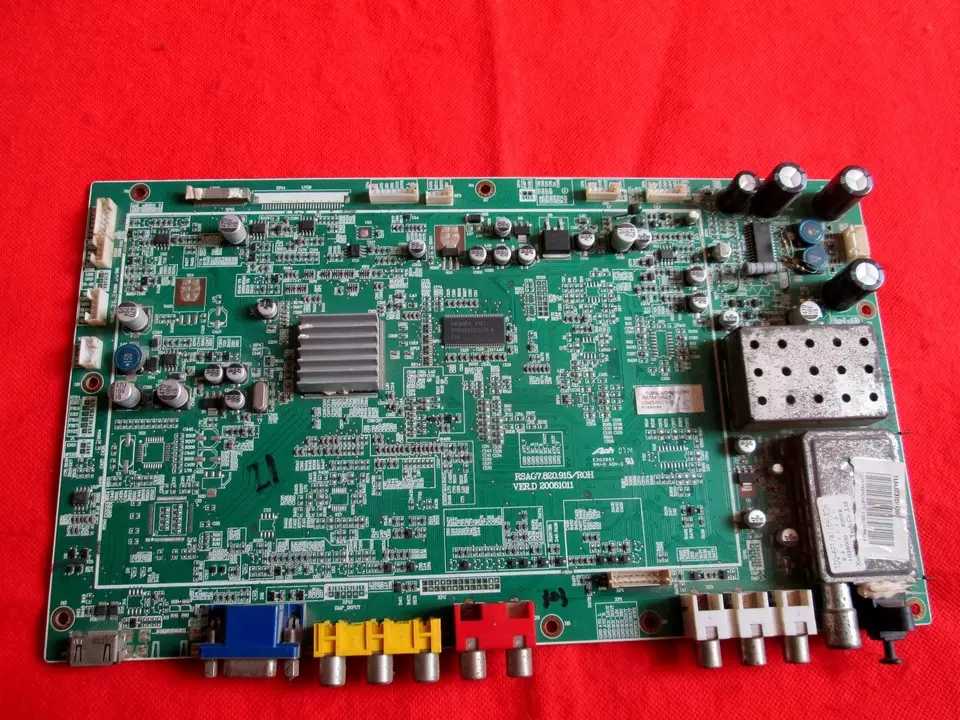 海信TLM3237D主板RSAG7.820.915配屏LTA320WT-L16
