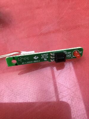 TCL L42F1500-3D 遥控接收板 遥控开关线路板 40-L32D29-IRB2LG