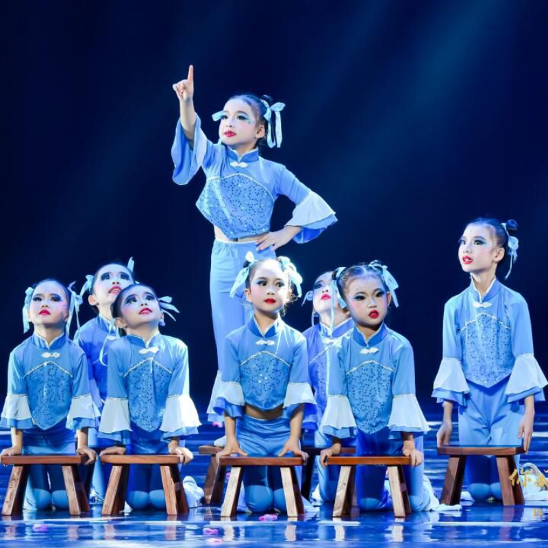 古典舞马儿嘟嘟骑踩水舞女表演服