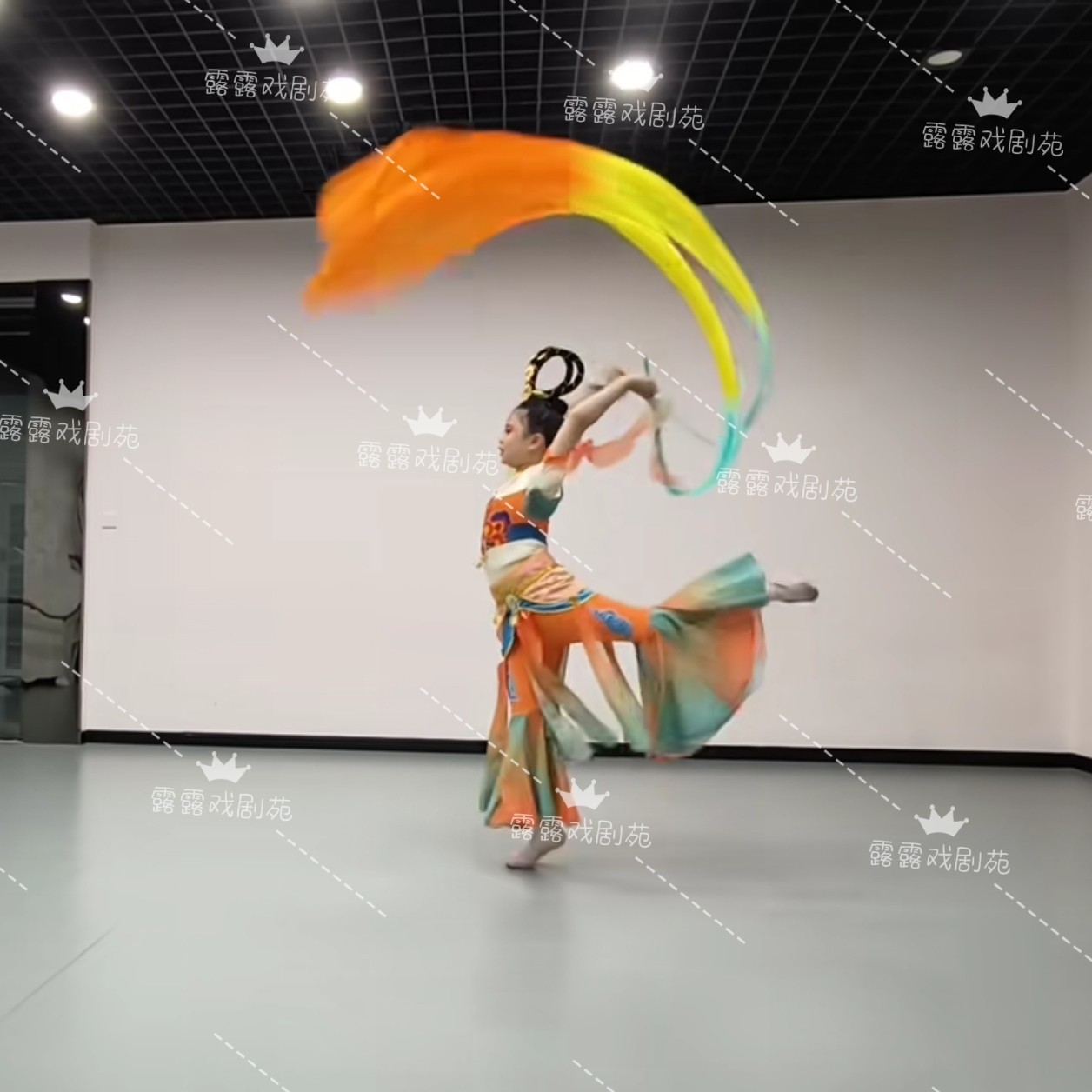 引幻妙音儿童舞蹈彩绸仿真丝彩带古典舞飞天敦煌长绸彩带飘带棒子