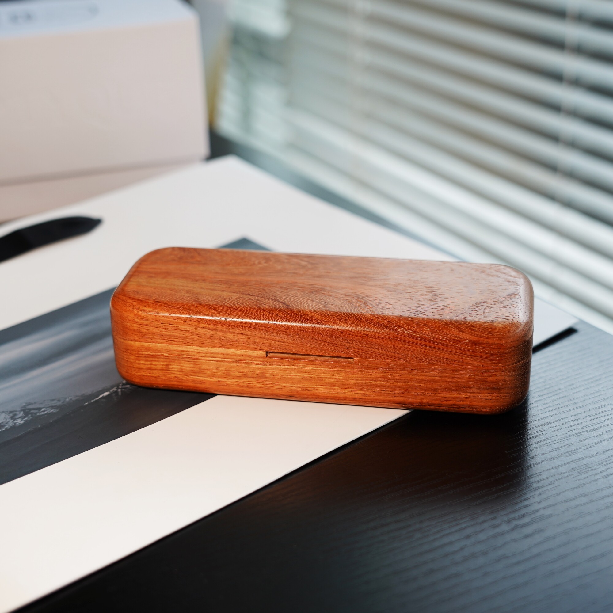 简约花梨木纹眼镜盒 时尚便携高颜值复古实木:镜太阳镜翻盖眼镜盒