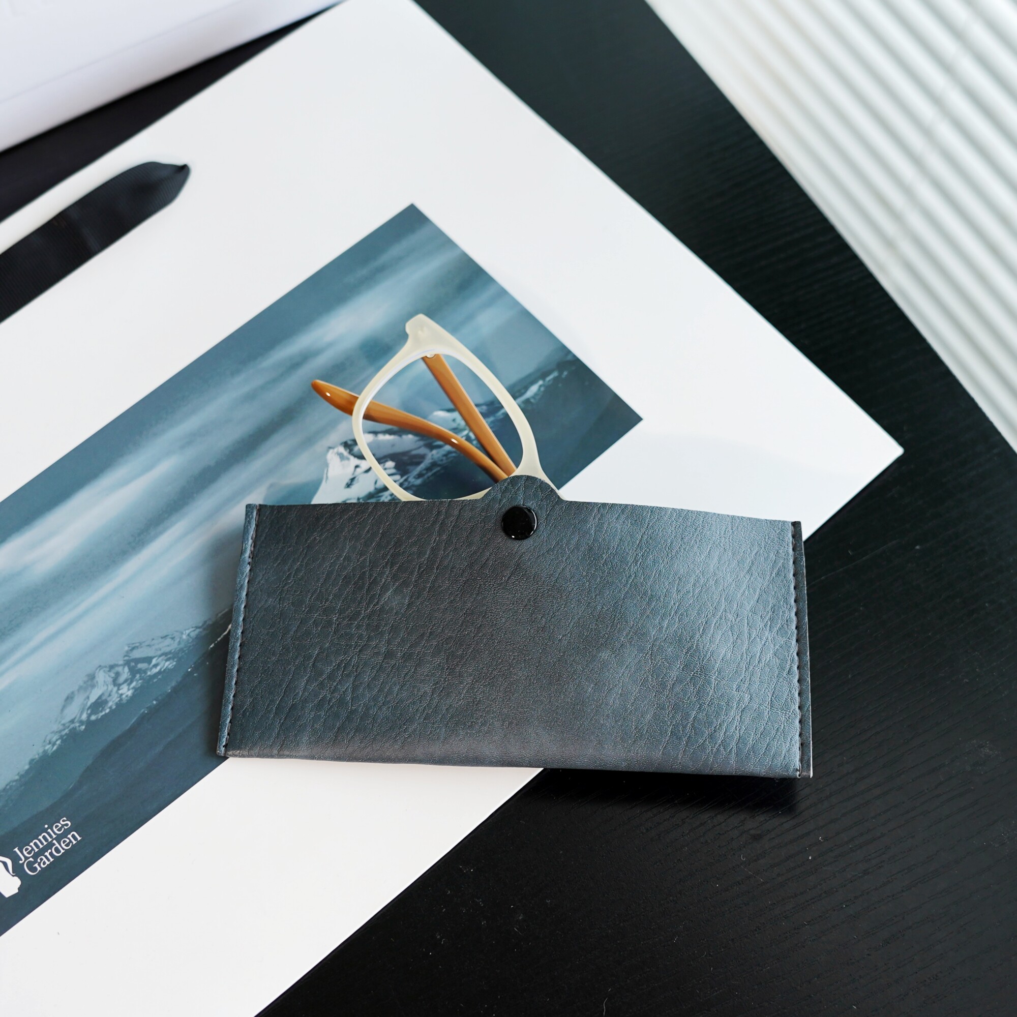 手工皮质眼镜盒PU眼镜袋子便携订扣老花镜太阳夹片镜盒防磨眼镜袋