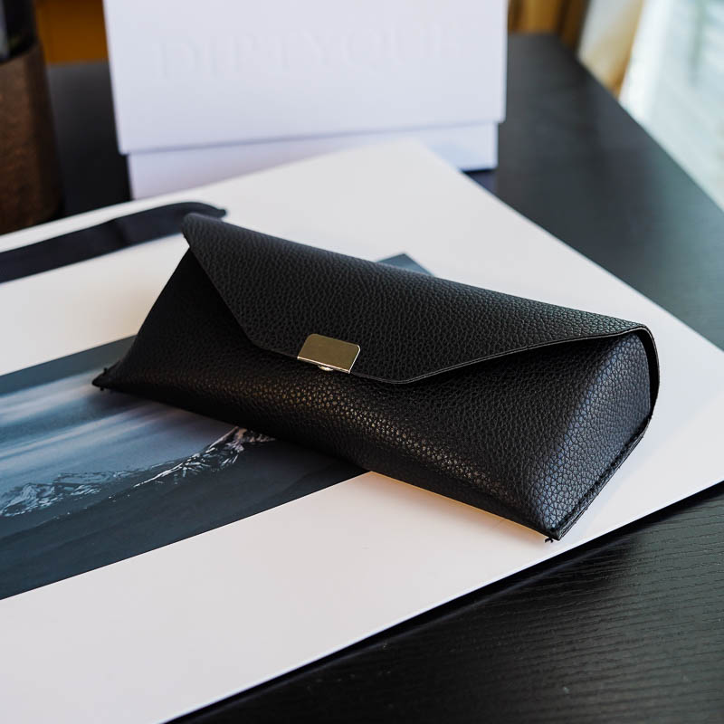 皮质眼镜盒简约便携式纯色新款潮流轻便太阳墨镜眼镜收纳袋男女款