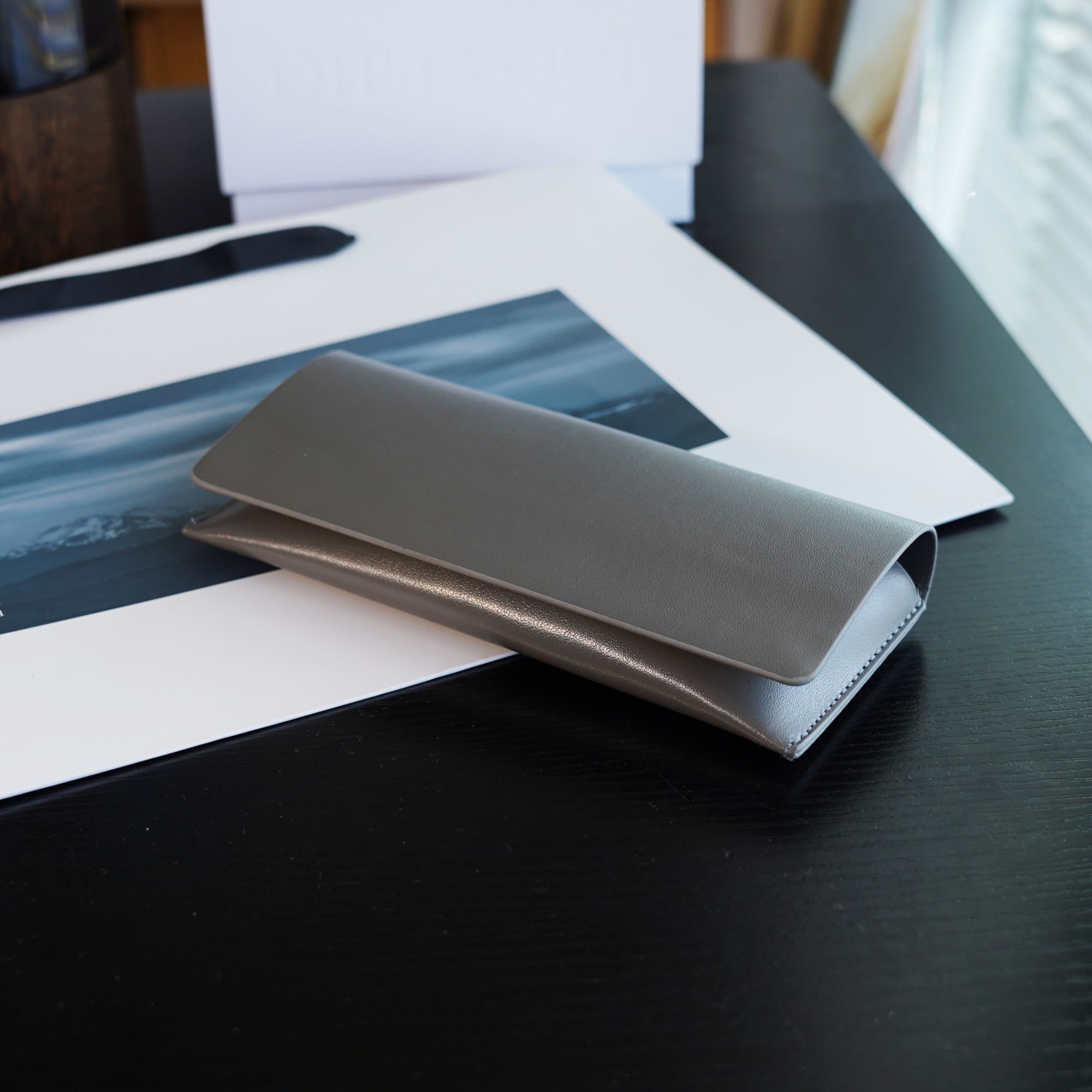 皮质油边长皮夹眼镜盒