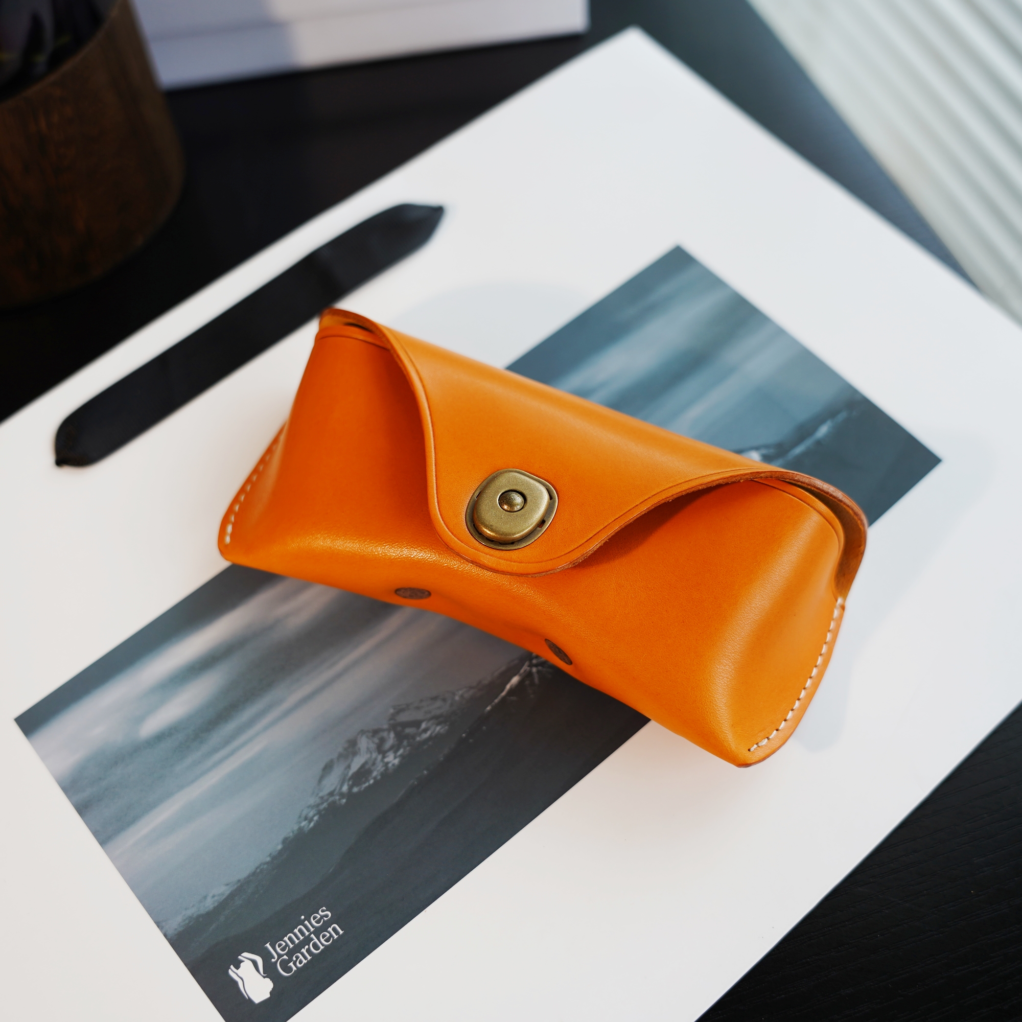 手工复古眼镜盒抗压收纳盒